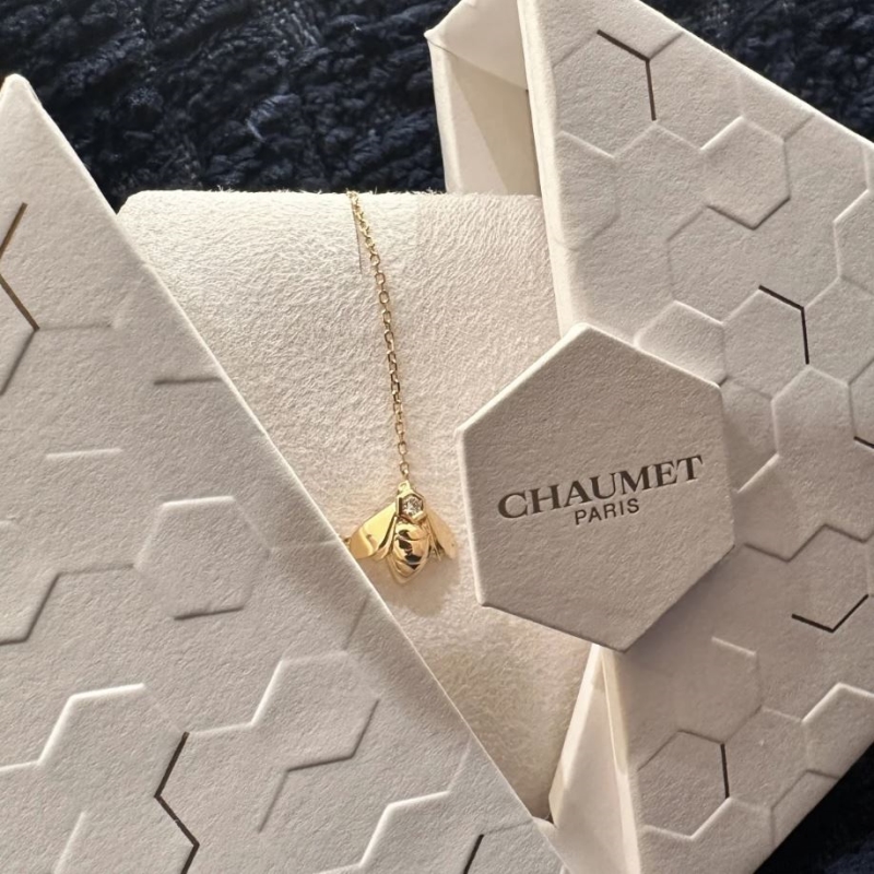 CHAUMET